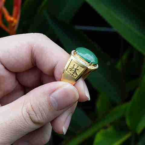 Customizing a Green Jadeite Ring